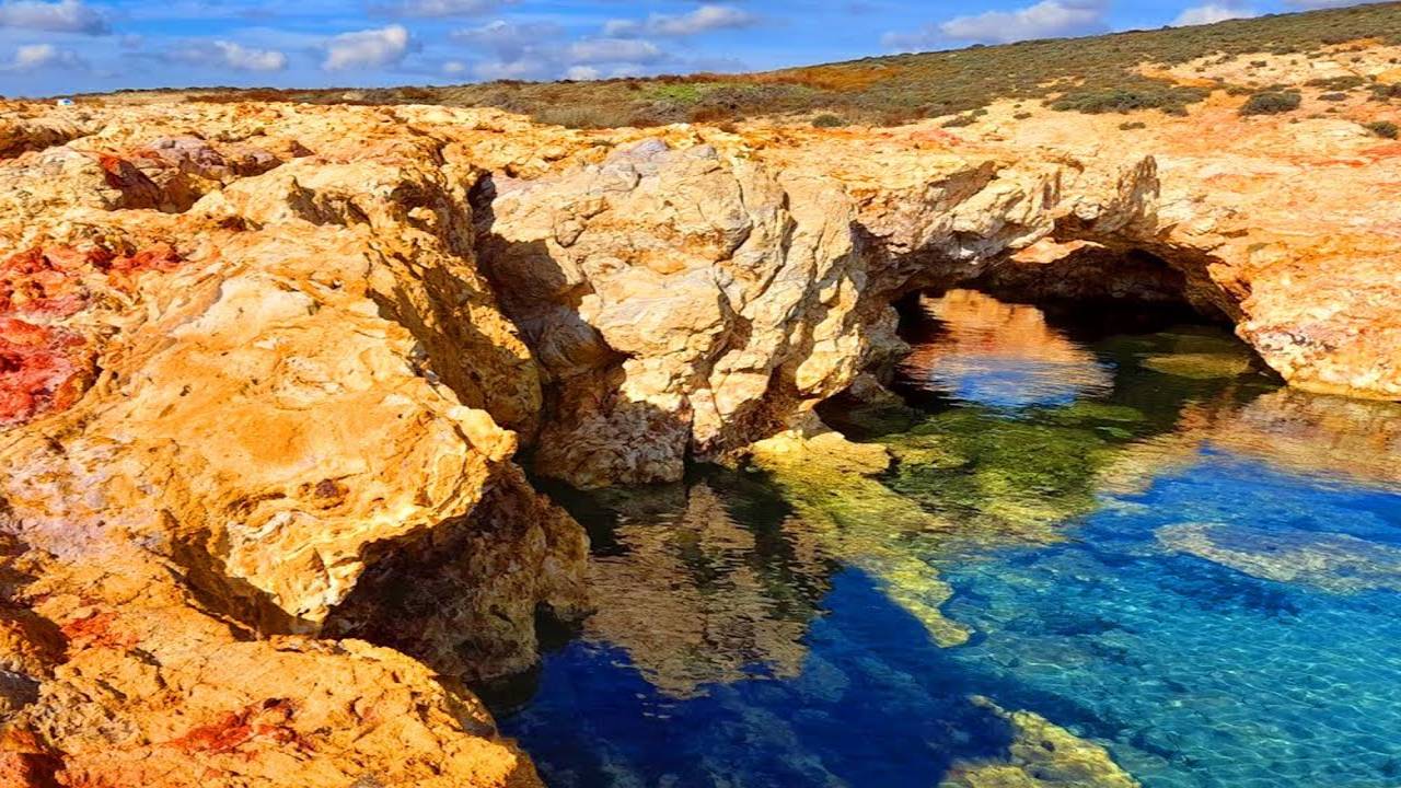 4K Soothing Sea and Sea Cave Sound for Deep Relaxation, Meditation, Stress Relief