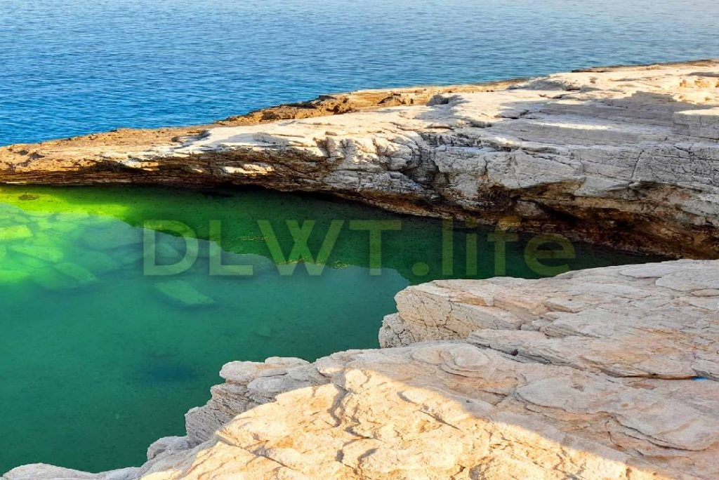 4K Gentle Sound of the Sea and a Lagoon for Deep Sleep, Relaxation, and Meditation